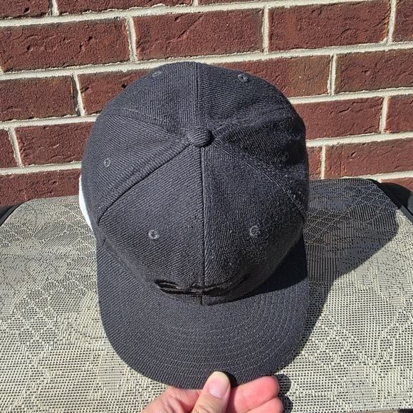 Nike 6.0 Fitted Black Snapback - Picture 5 of 6